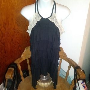 Free People! Beautiful Black Tiered Lace Top